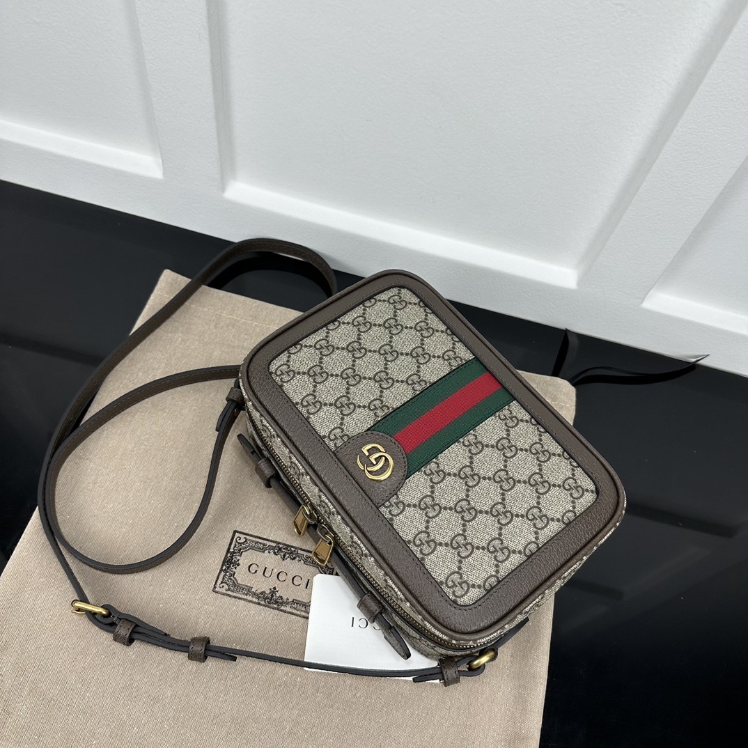 Gucci Satchel Bags